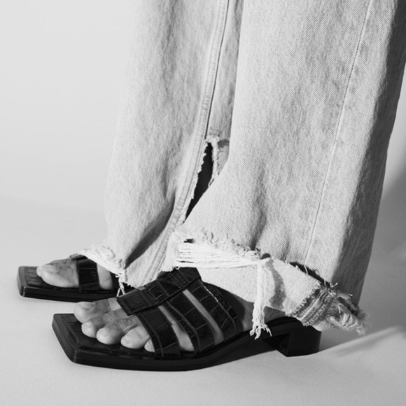 ZARA Animal Print Leather Sandals - Picture 2 of 7